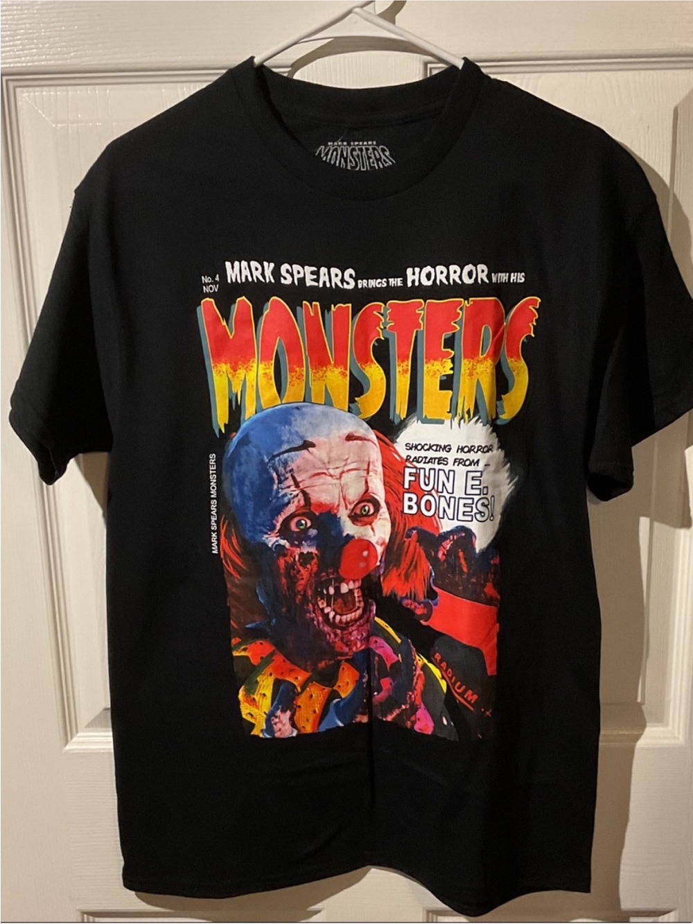 Mark Spears Brings the Horror with his Monsters. #4 Nov Graphic tee Size Medium